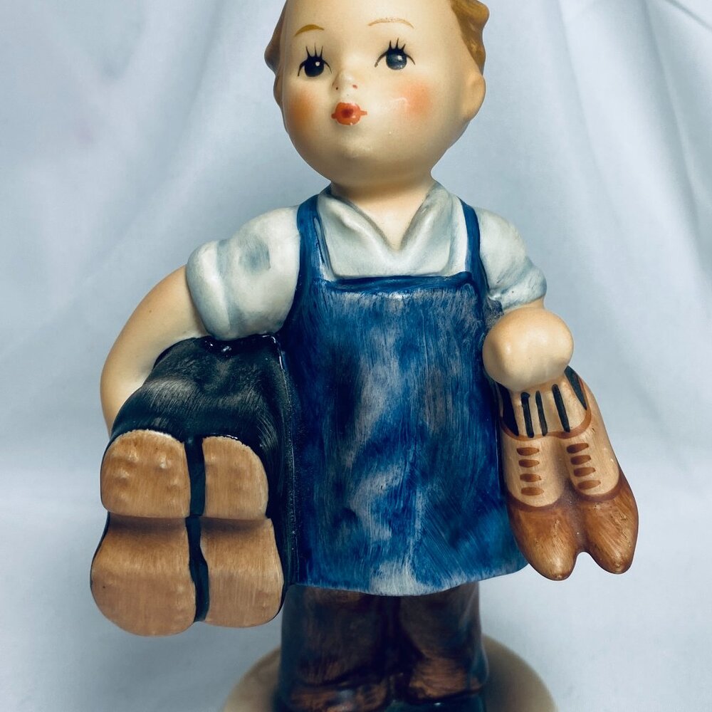 VNTG Goebel Hummel "Boots" #143/0 TMK-6 W. Germany 5" 1979-1990 EUC